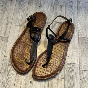 Black and Brown Women's Sandals